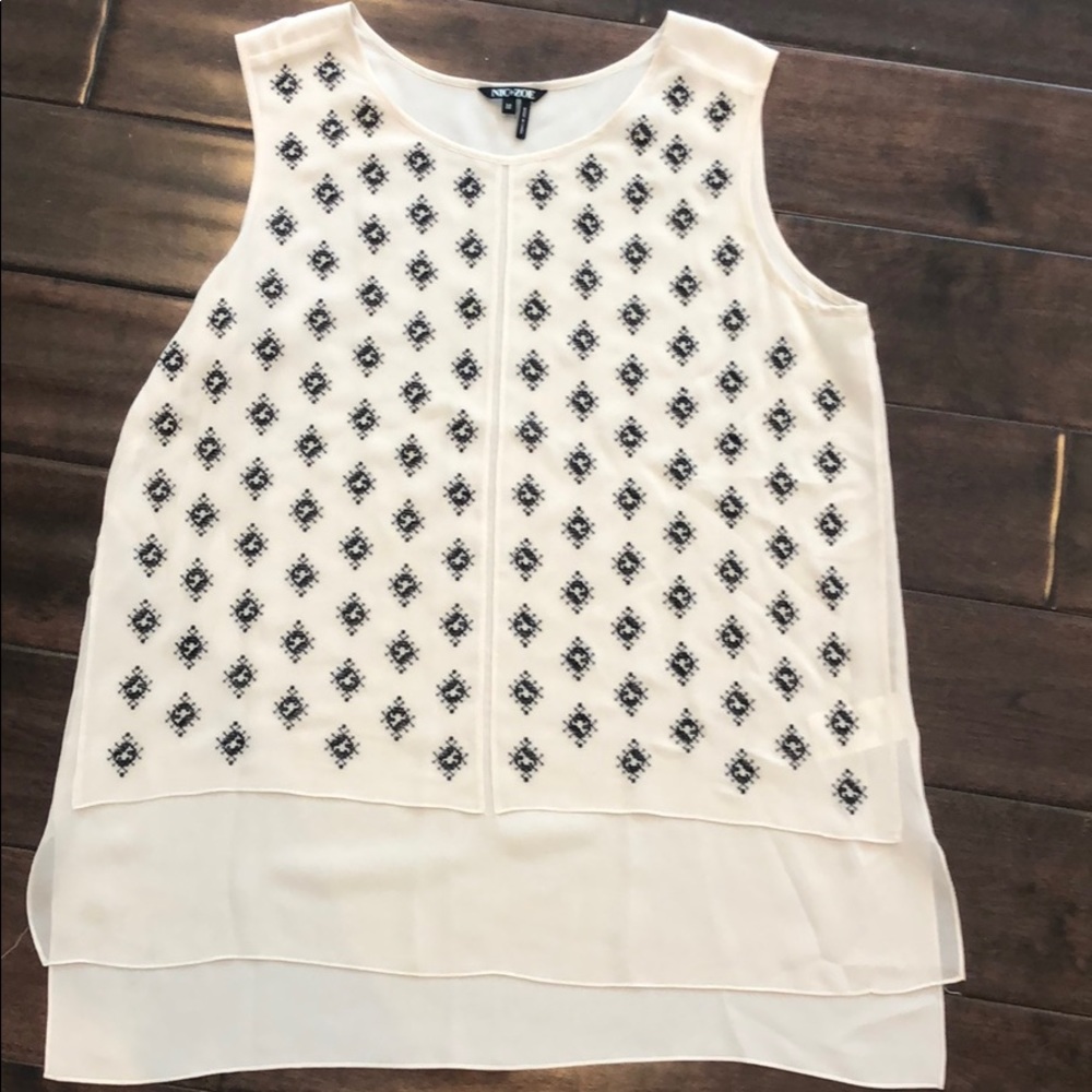Women’s blouse